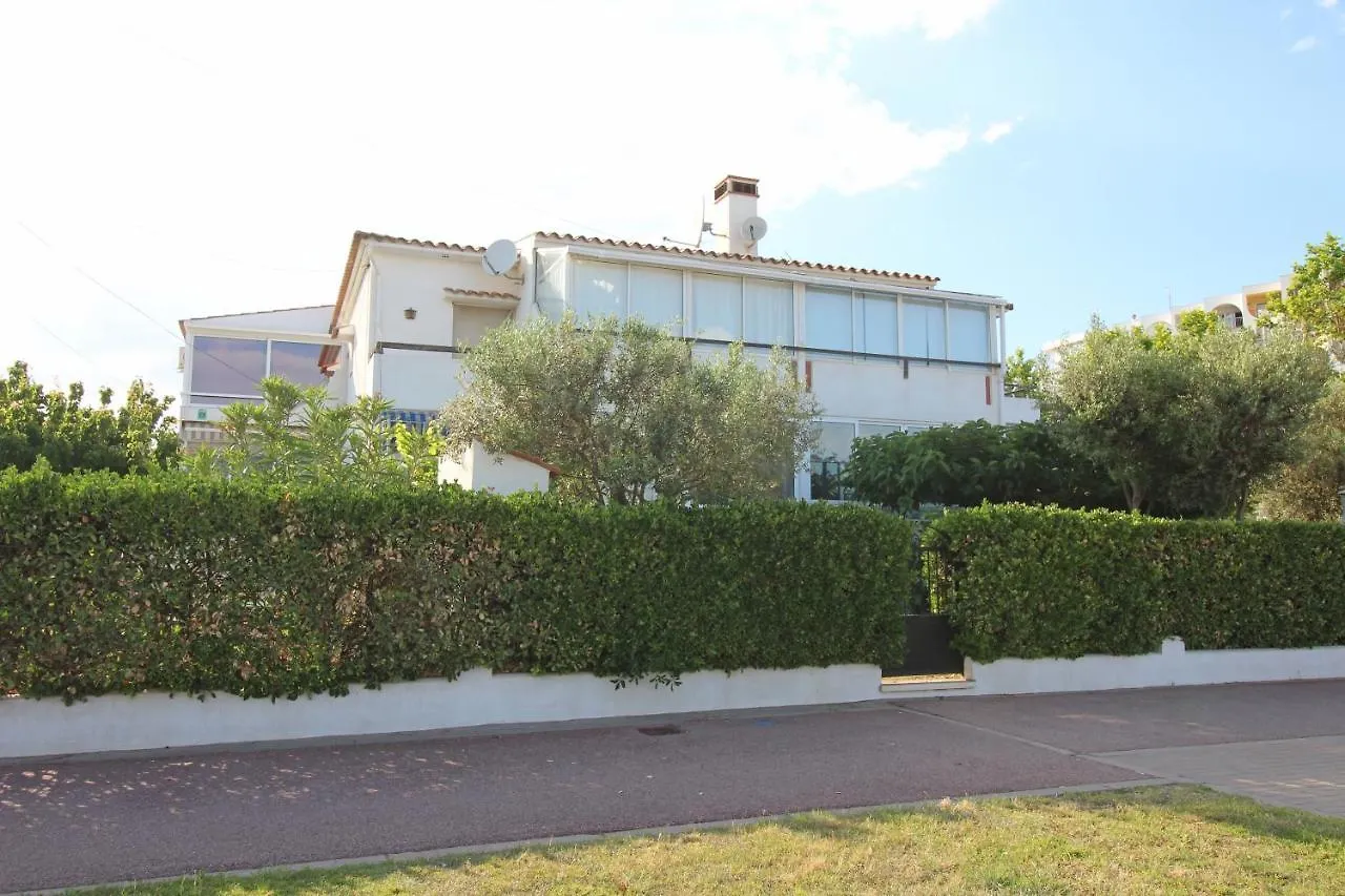 Apart-Rent Apartment Bahia 0014 Empuriabrava 0*,  Španělsko